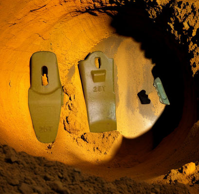 TIG εμπορικών σημάτων τρυπώντας με τρυπάνι δοντιών 25T εκσκαφέων κάδων βράχου άκρες κάδων δοντιών τρυπώντας