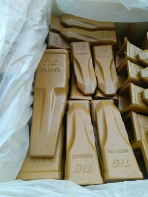 Δόντια σκαριφιστήρων δοντιών 9W2452 οικογενειακών κάδων ΓΑΤΏΝ J450 δοντιών σκαριφιστήρων γατών εμπορικών σημάτων NB TIG® για το σκάψιμο της γης